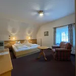 Guest house Landgasthof Santner 3*