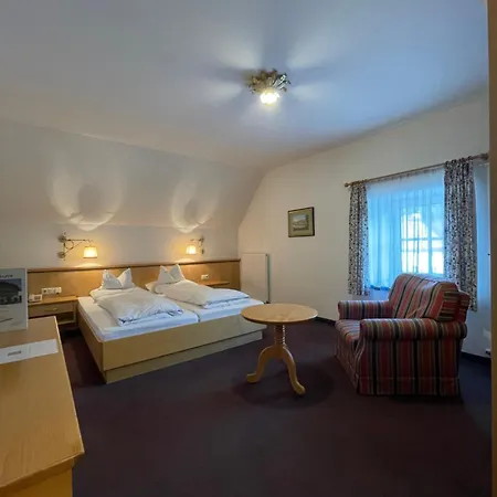 Penzion Landgasthof Santner 3*